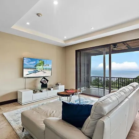 Breathtaking Ocean Views W - Pool Access Villa